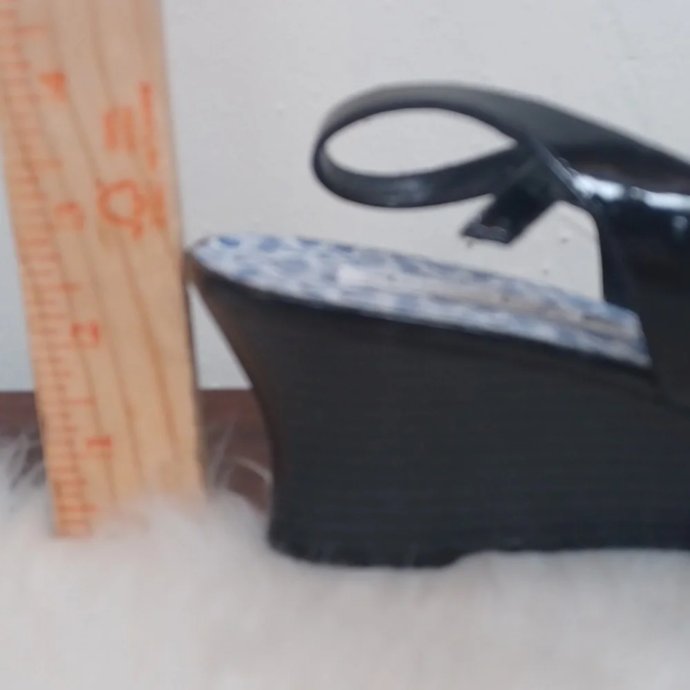American Eagle Outfitters new box